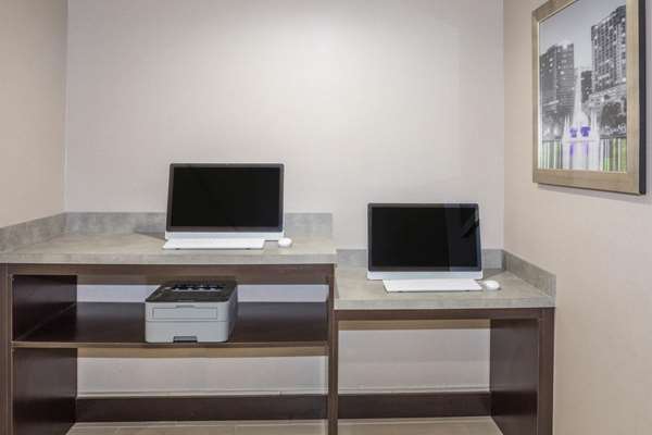 Conference Area - La Quinta Inn Universal Studios Orlando - I-4, Exit 75B