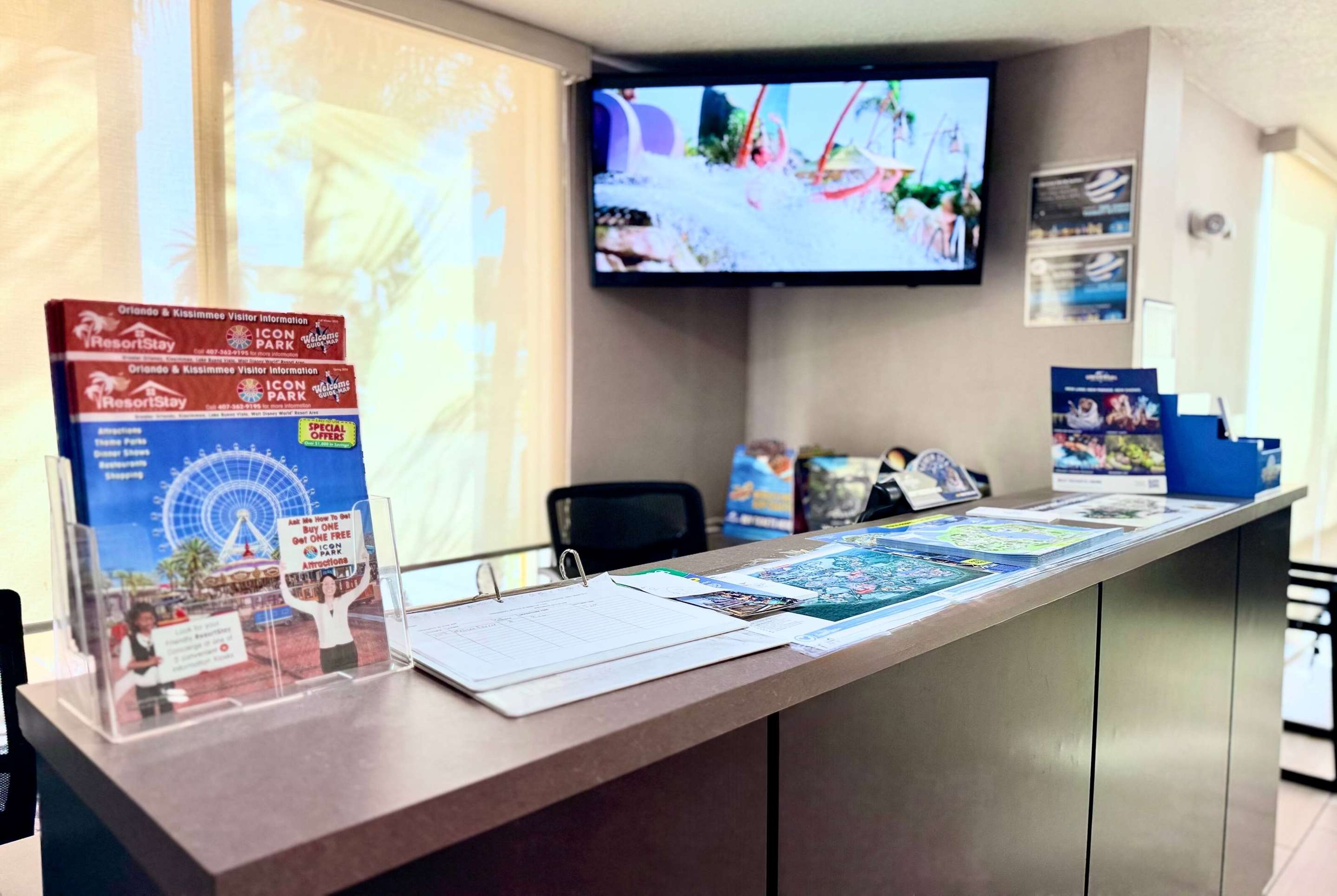 Property amenity | La Quinta Inn & Suites by Wyndham Orlando Universal area