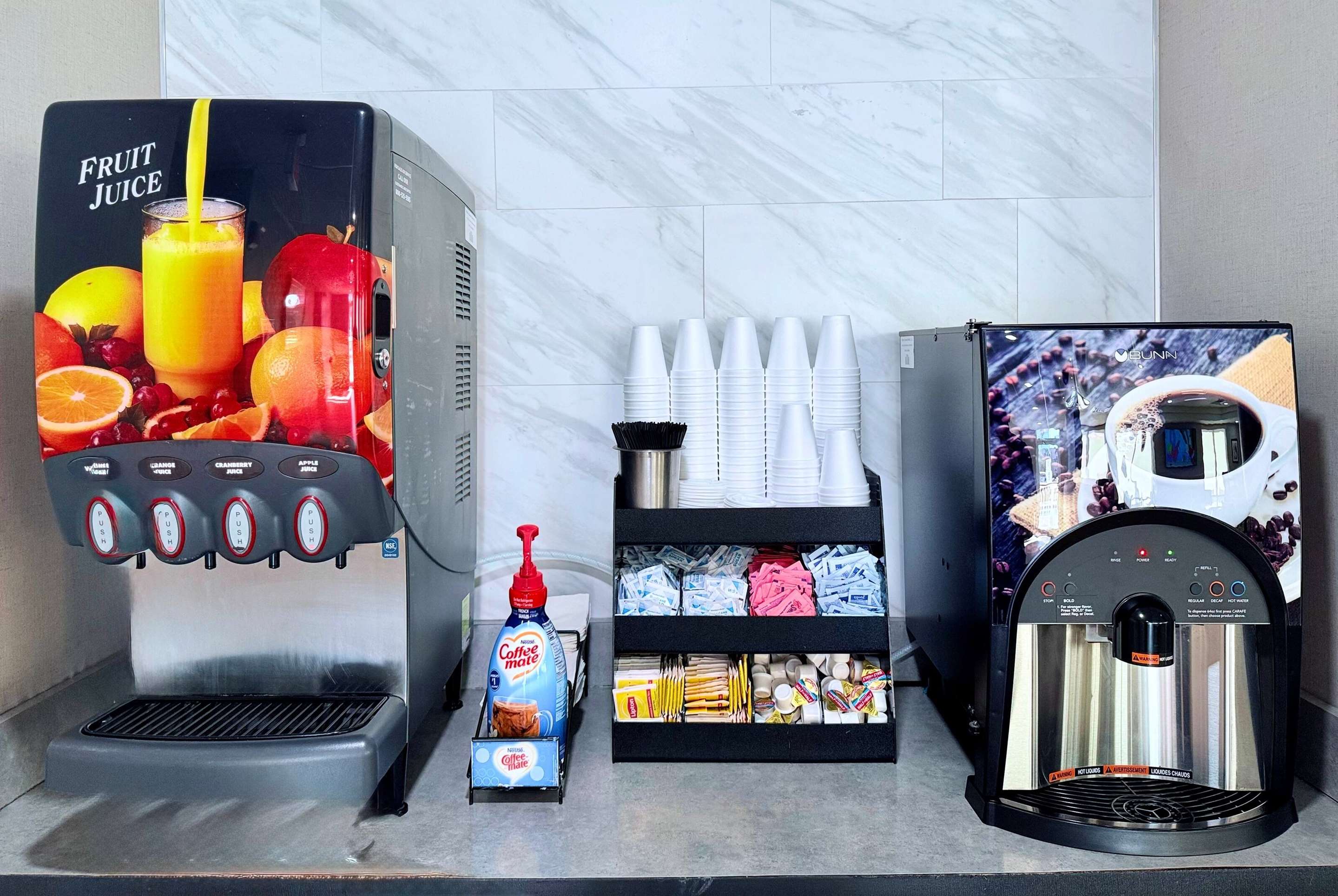 Property amenity | La Quinta Inn & Suites by Wyndham Orlando Universal area
