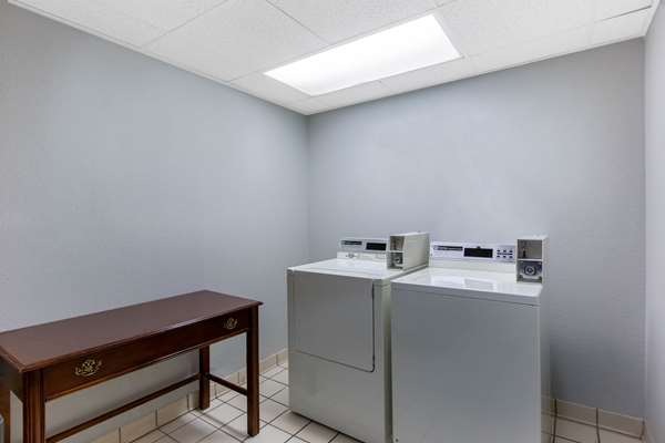 Amenities - La Quinta Inn Pigeon Forge