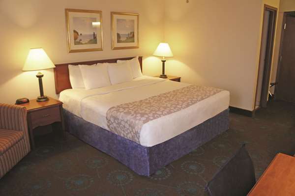  - La Quinta Inn Southwest Omaha - I-80, Exit 445