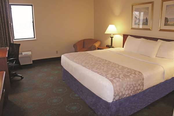  - La Quinta Inn Southwest Omaha - I-80, Exit 445