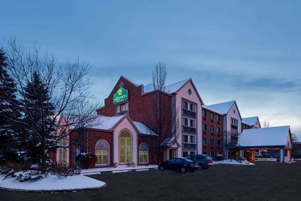 Exterior view - La Quinta Inn & Suites Macedonia - I-271, Exit 18