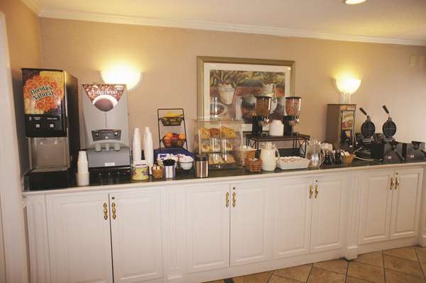  - La Quinta Inn Independence