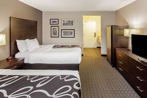  - La Quinta Inn & Suites Delafield