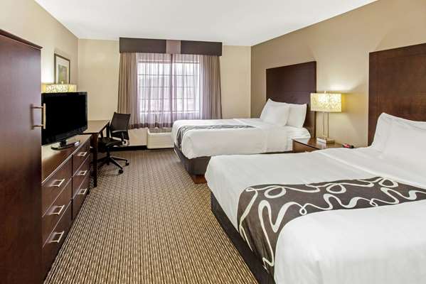  - La Quinta Inn & Suites Delafield