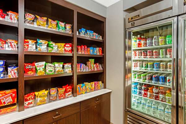  - La Quinta Inn & Suites Delafield