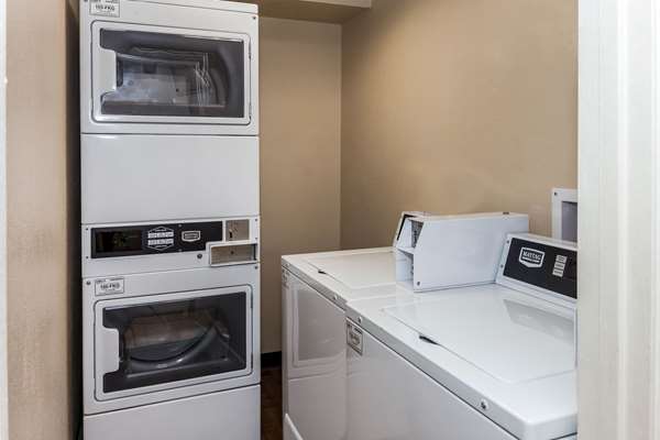 Amenities - La Quinta Inn Sheboygan