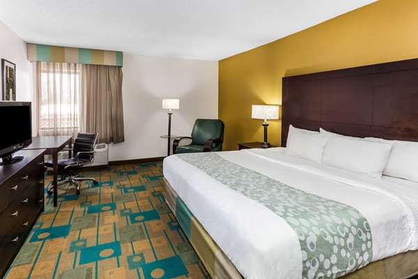  - La Quinta Inn Sheboygan