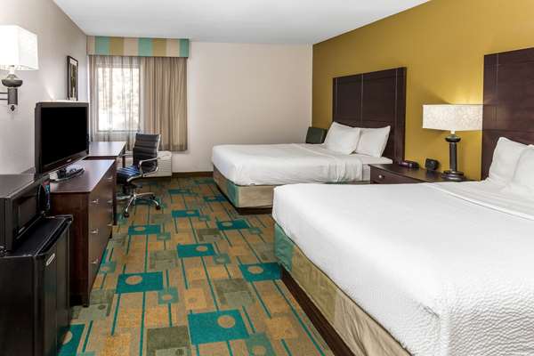  - La Quinta Inn Sheboygan