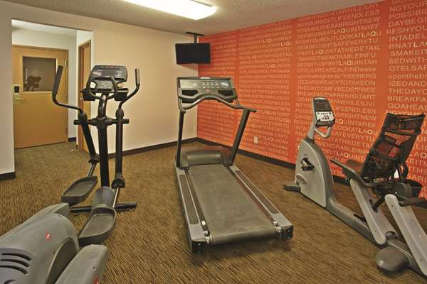 Fitness/ Exercise Room - La Quinta Inn Birmingham