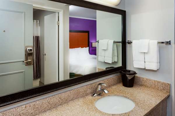  - La Quinta Inn Birmingham