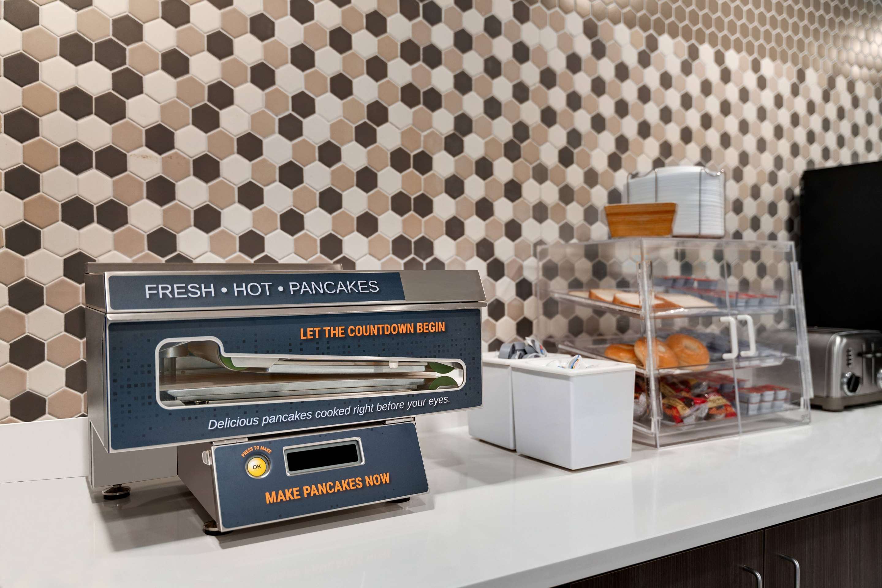 Property amenity | La Quinta Inn by Wyndham Birmingham - Inverness
