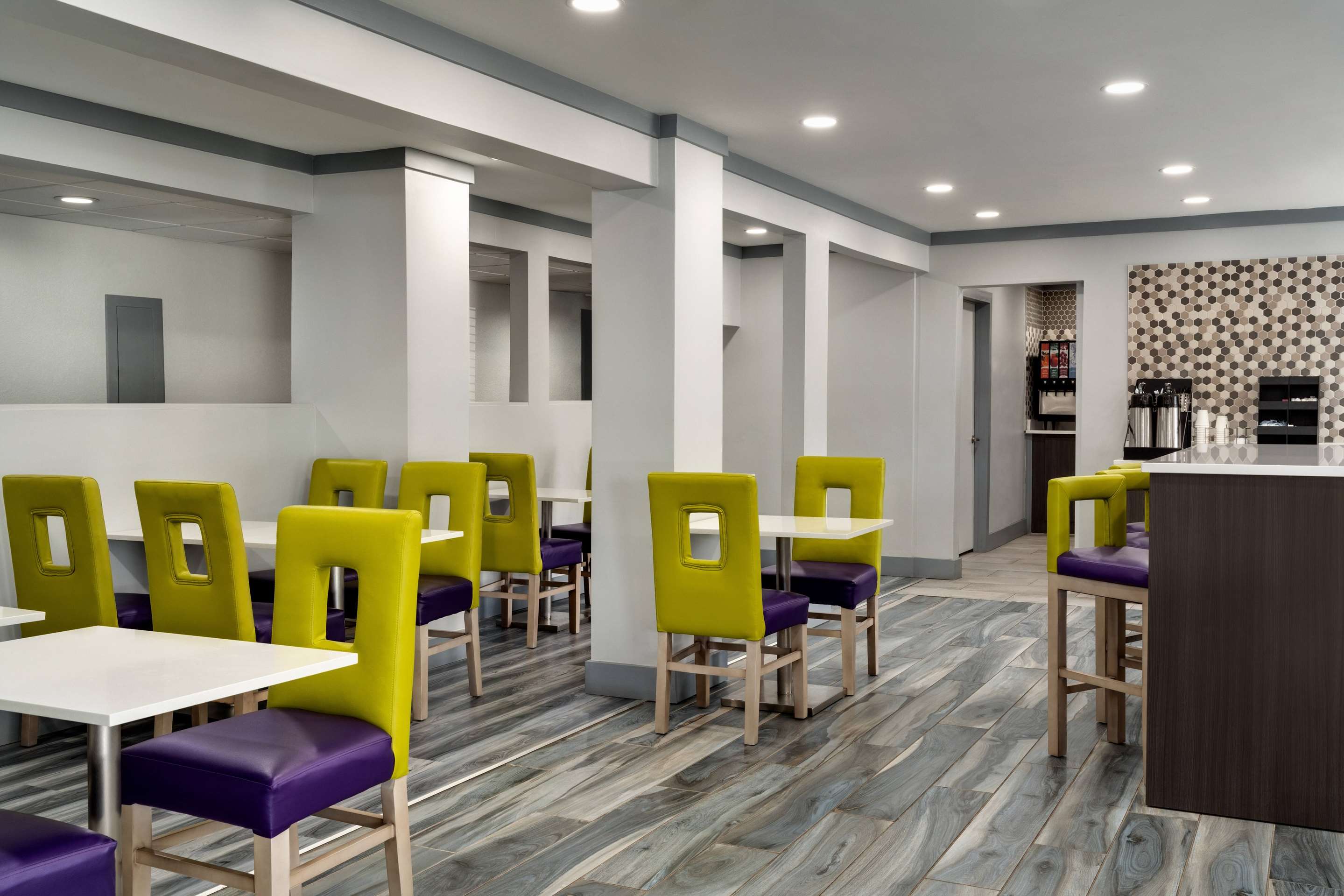 Property amenity | La Quinta Inn by Wyndham Birmingham - Inverness