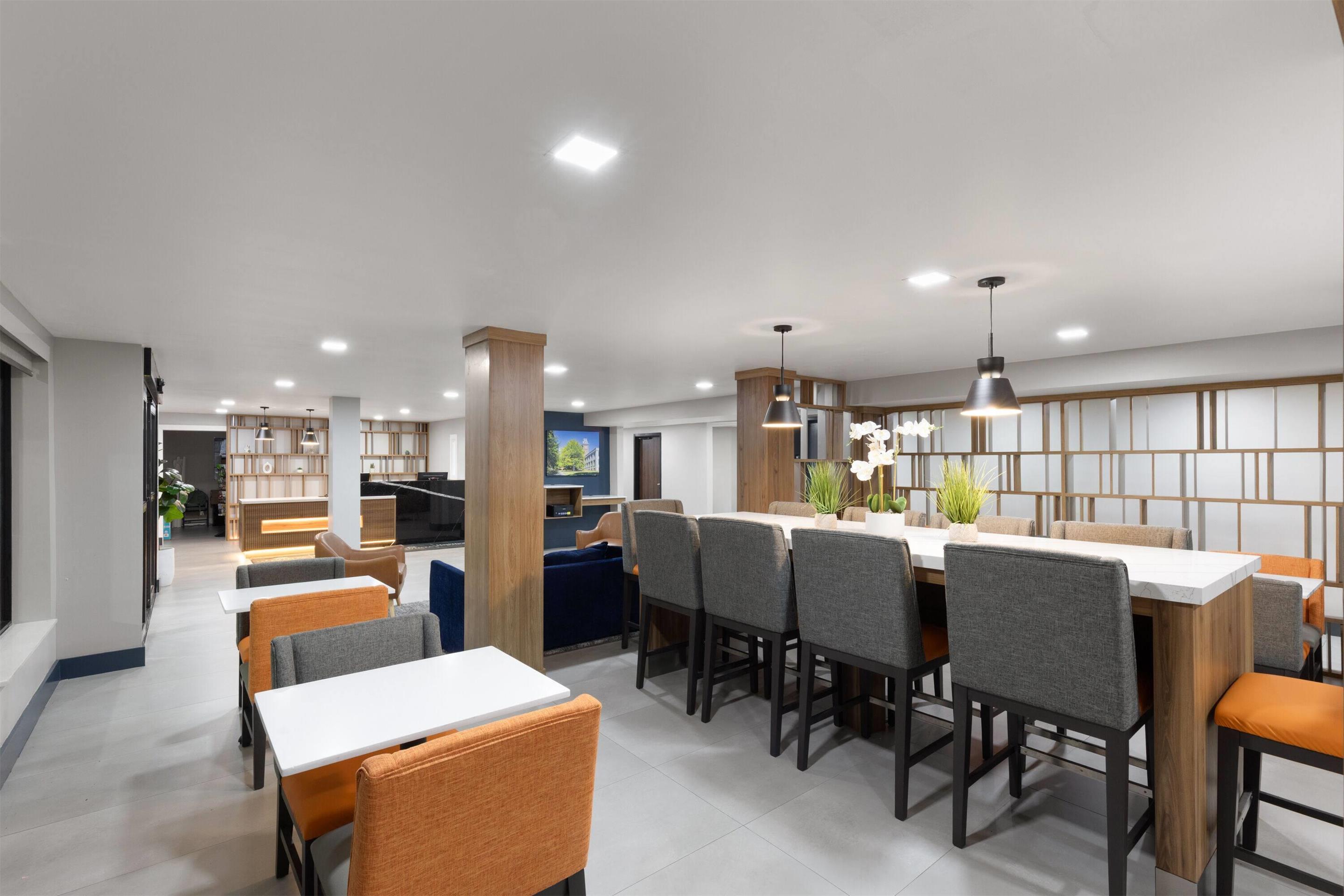 Lobby | La Quinta Inn & Suites by Wyndham Springdale