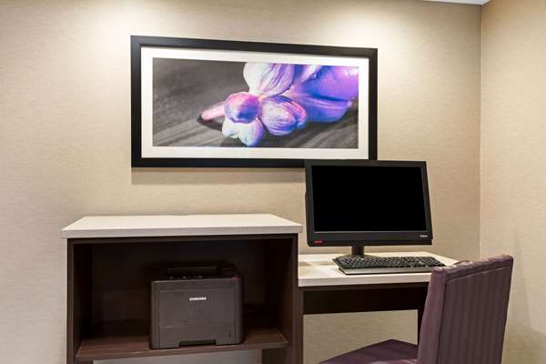 Conference Area - La Quinta Inn Bradley Airport Windsor Locks