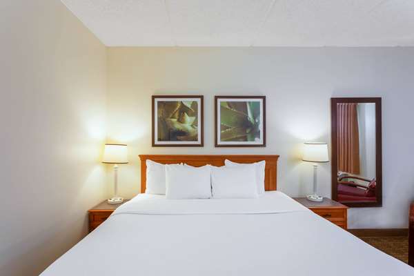 Suite - La Quinta Inn Mandarin Jacksonville - I-295, Exit 5