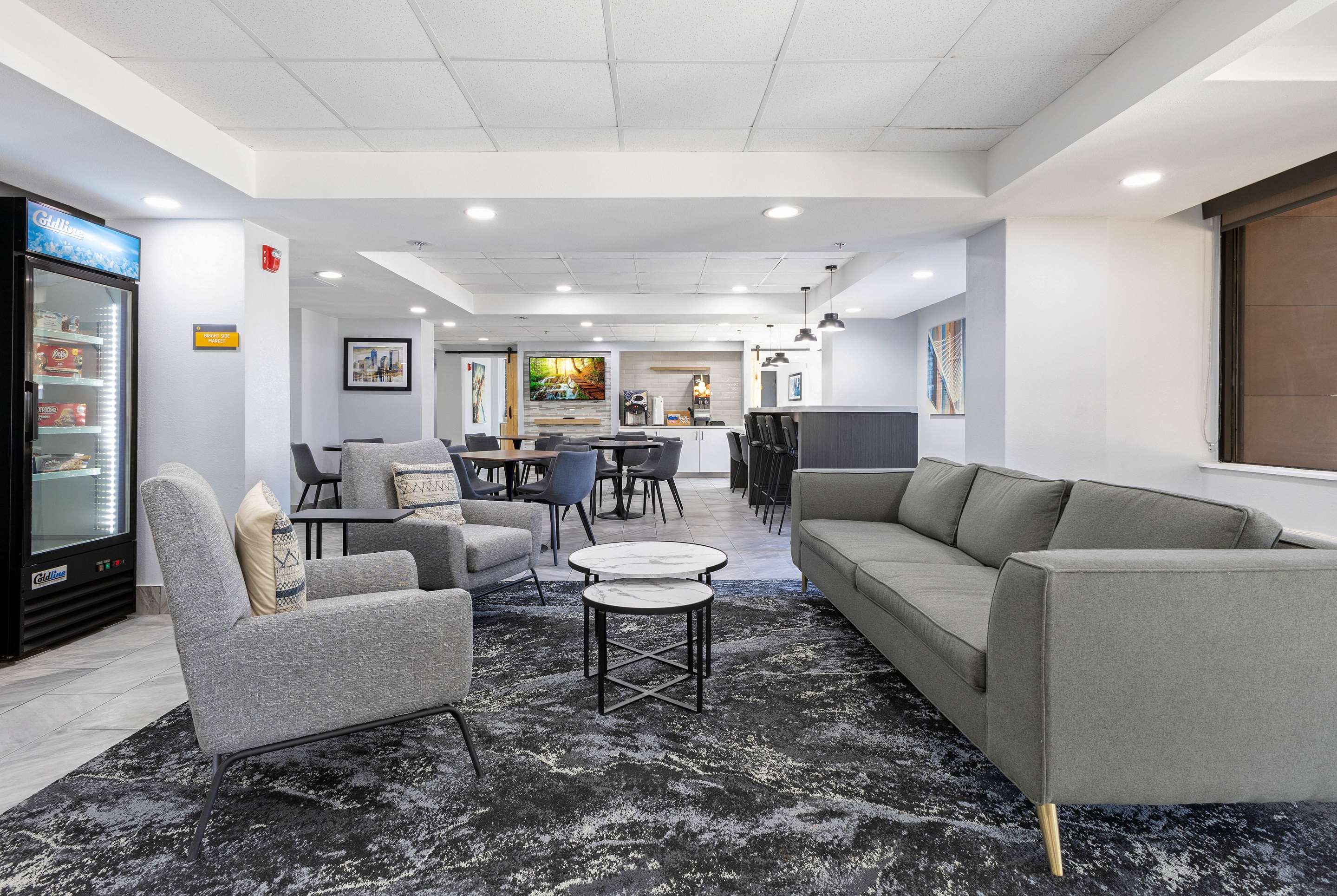 Lobby | La Quinta Inn & Suites by Wyndham Jacksonville Mandarin