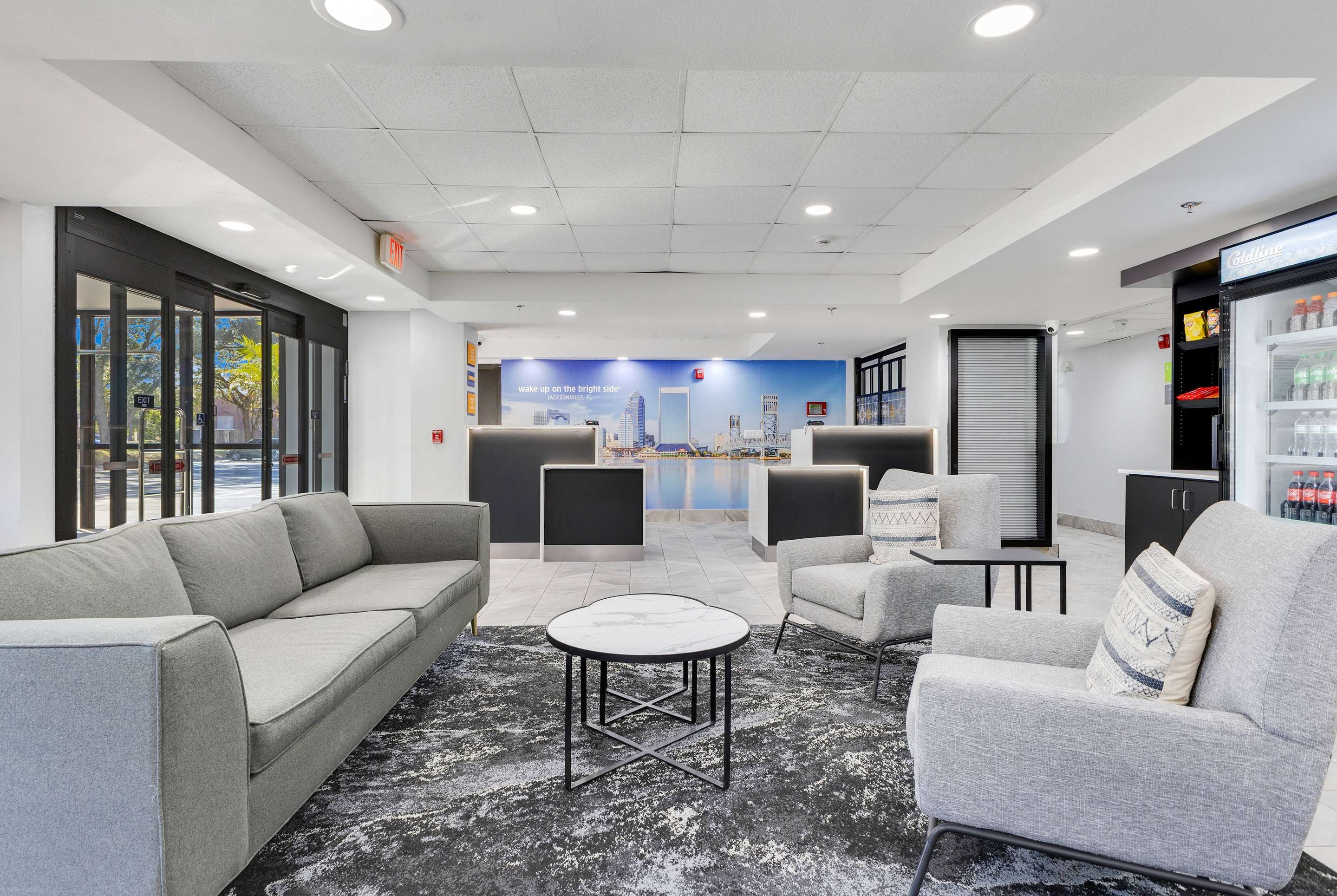 Lobby | La Quinta Inn & Suites by Wyndham Jacksonville Mandarin