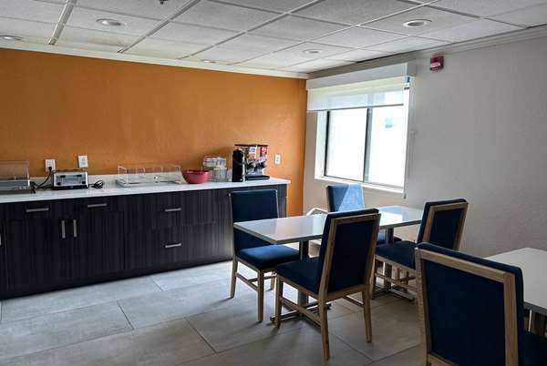  - La Quinta Inn South Orlando - FL Turnpike, Exit 254