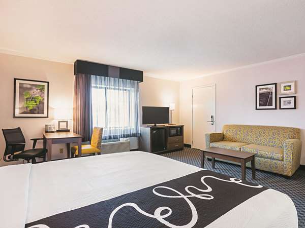  - La Quinta Inn Lenox Buckhead Atlanta - I-85, Exit 88 & 89