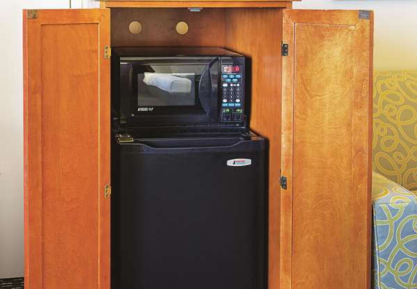  - La Quinta Inn & Suites Baton Rouge - I-10, Exit 163