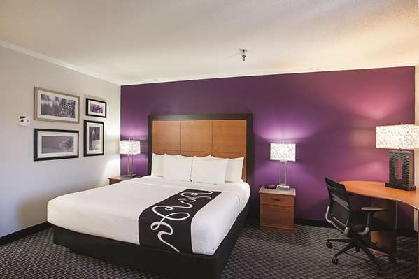  - La Quinta Inn & Suites Baton Rouge - I-10, Exit 163