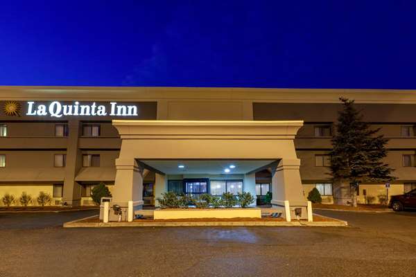 Exterior view - La Quinta Inn & Suites Canton - I-275, Exit 25