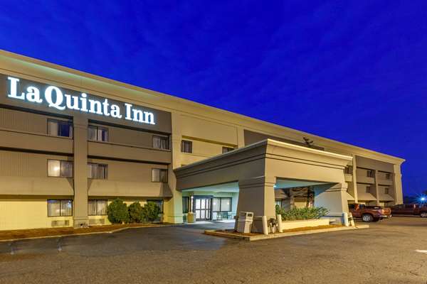 Exterior view - La Quinta Inn & Suites Canton - I-275, Exit 25