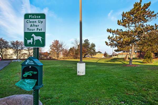  - La Quinta Inn & Suites Canton - I-275, Exit 25