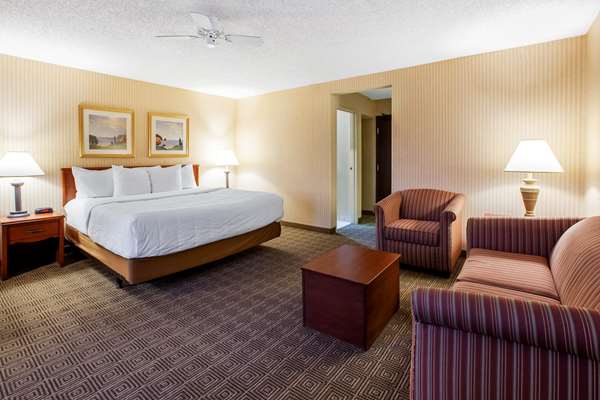 Suite - La Quinta Inn & Suites Southgate - I-75, Exit 37