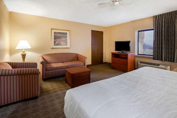 Suite - La Quinta Inn & Suites Southgate - I-75, Exit 37