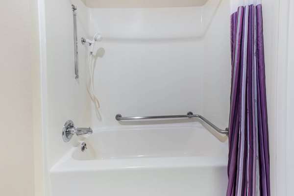  - La Quinta Inn & Suites Southgate - I-75, Exit 37