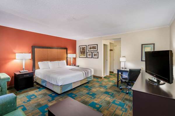 Suite - La Quinta Inn & Suites Meridian - I-20 & I-59, Exit 153