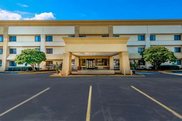 Exterior view - La Quinta Inn & Suites Meridian - I-20 & I-59, Exit 153