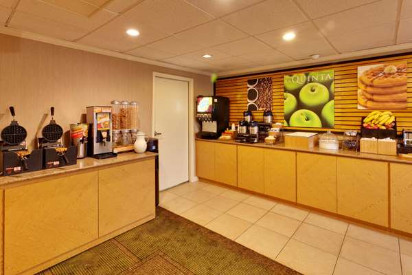  - La Quinta Inn Plattsburgh