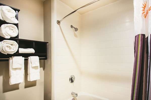  - La Quinta Inn & Suites Mason - I-71, Exit 19