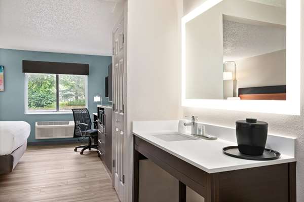  - La Quinta Inn & Suites Dublin