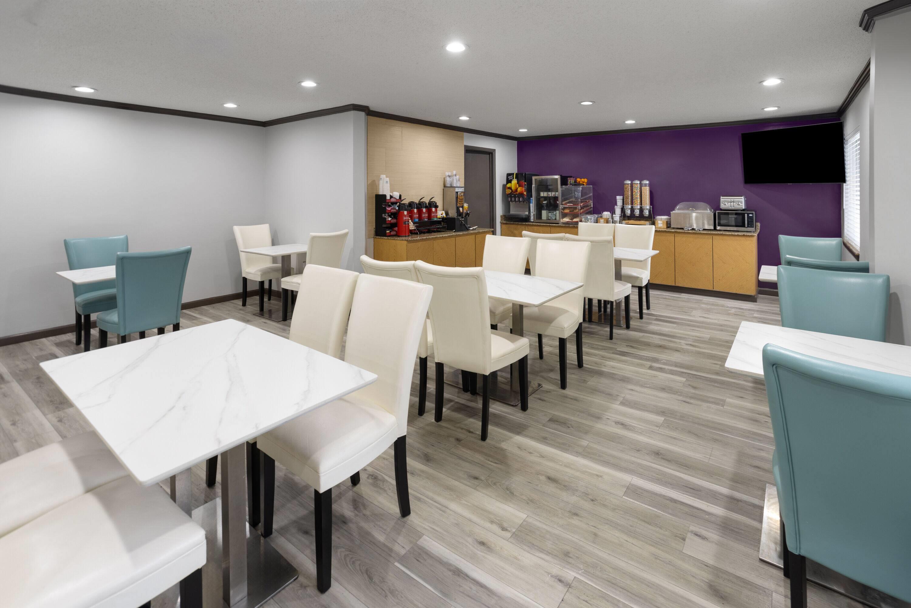 Property amenity | La Quinta Inn & Suites by Wyndham Mansfield OH