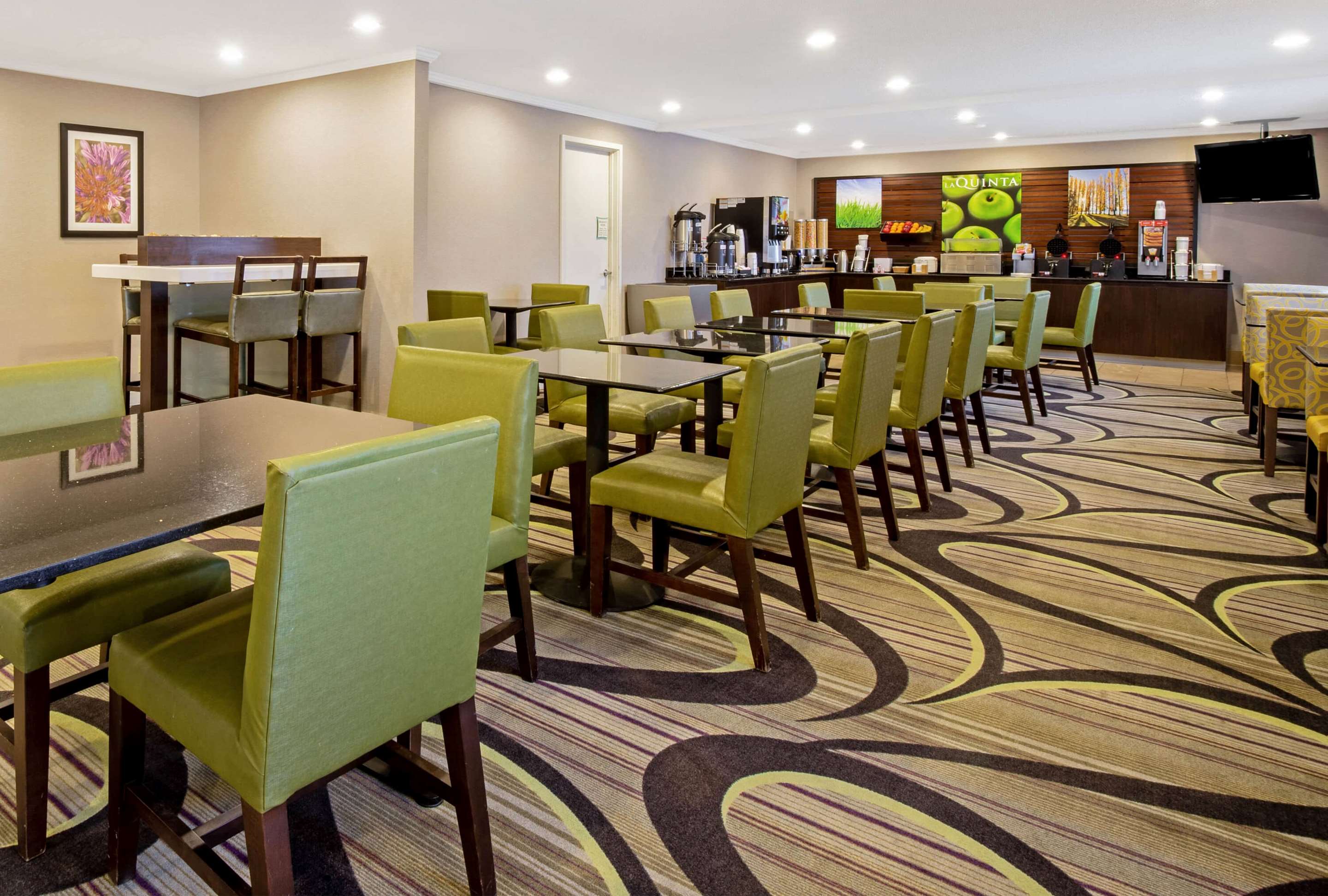 Property amenity | La Quinta Inn & Suites by Wyndham Harrisburg Airport Hershey