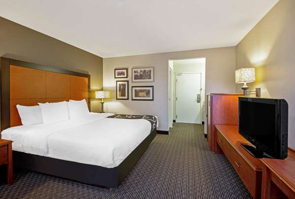  - La Quinta Inn Airport Harrisburg - I-283, Exit 2