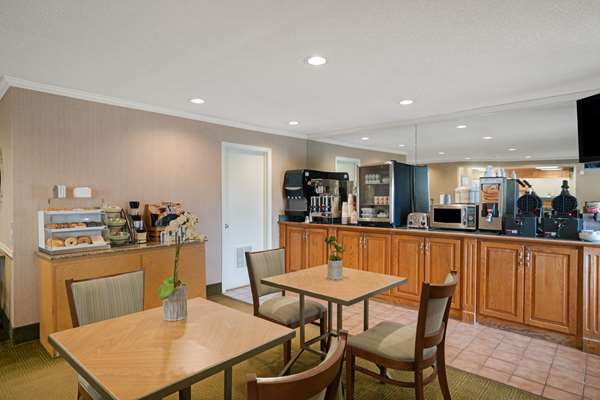  - La Quinta Inn Jackson - I-40, Exit 82