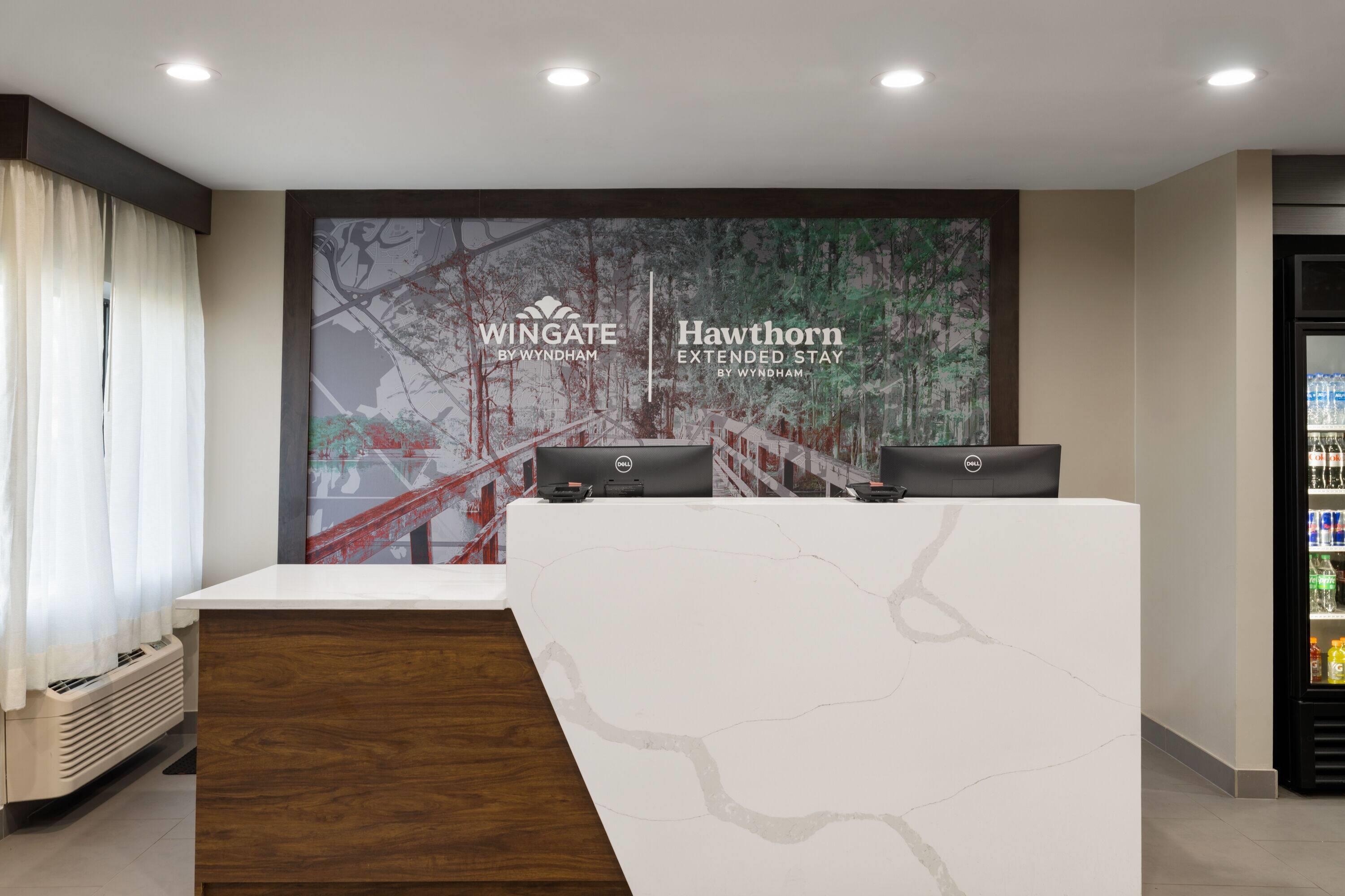 Reception | La Quinta Inn & Suites by Wyndham Jackson