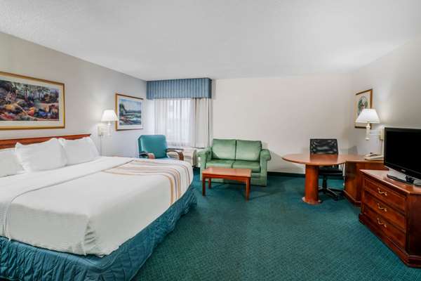 Suite - La Quinta Inn Franklin - I-65, Exit 65
