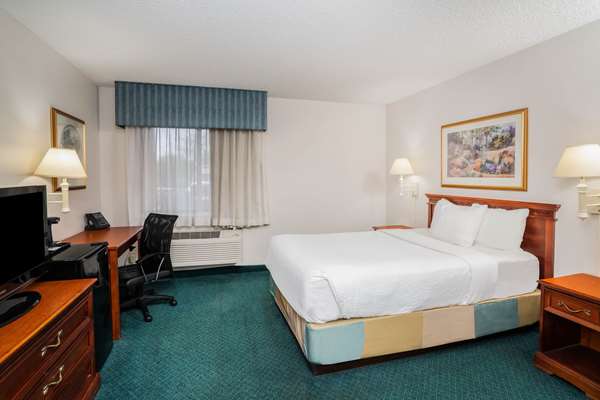  - La Quinta Inn Franklin - I-65, Exit 65