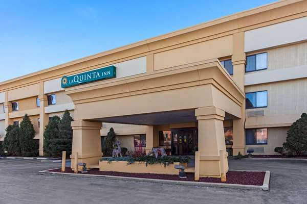 Exterior view - La Quinta Inn Milwaukee Airport Oak Creek - I-41 & I-94, Exit 320