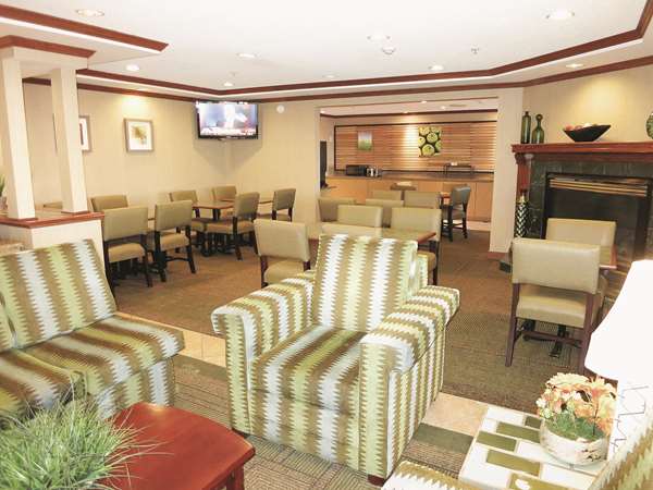  - La Quinta Inn West Brookfield - I-94, Exit 297