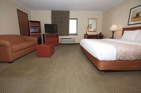 Suite - La Quinta Inn West Brookfield - I-94, Exit 297