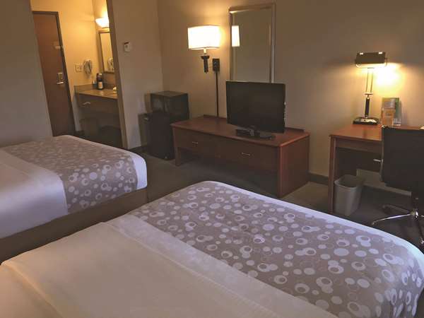  - La Quinta Inn West Brookfield - I-94, Exit 297