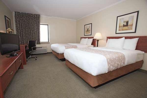  - La Quinta Inn West Brookfield - I-94, Exit 297